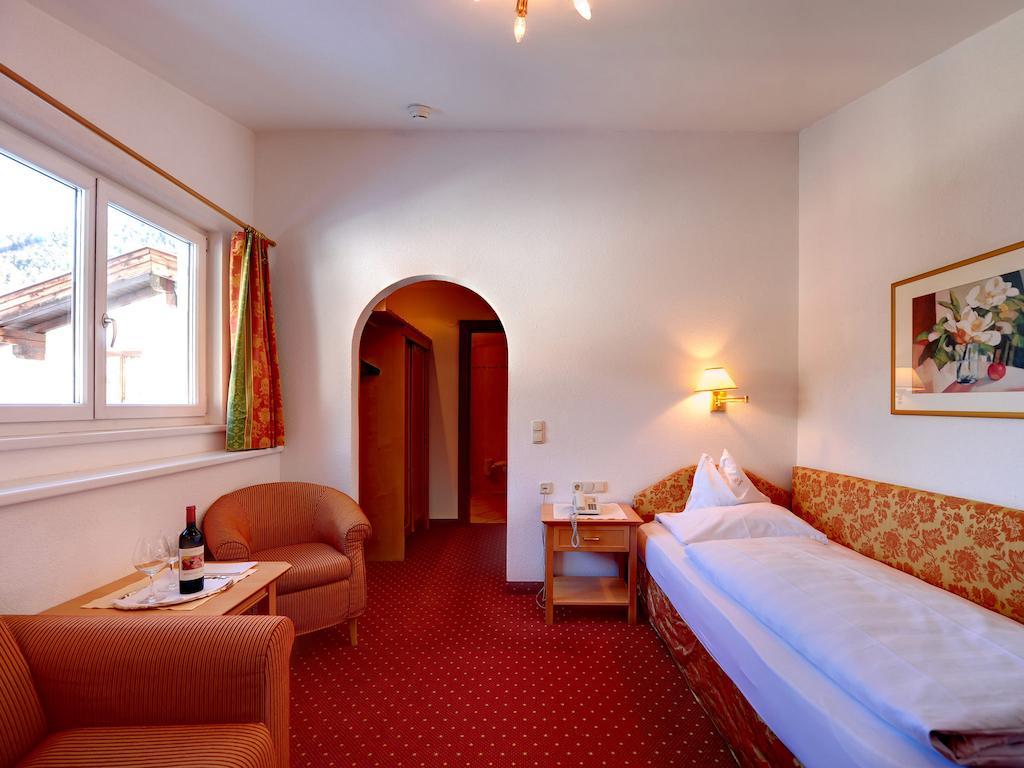 Heart Hotel Arlberg Sankt Anton am Arlberg Exterior photo